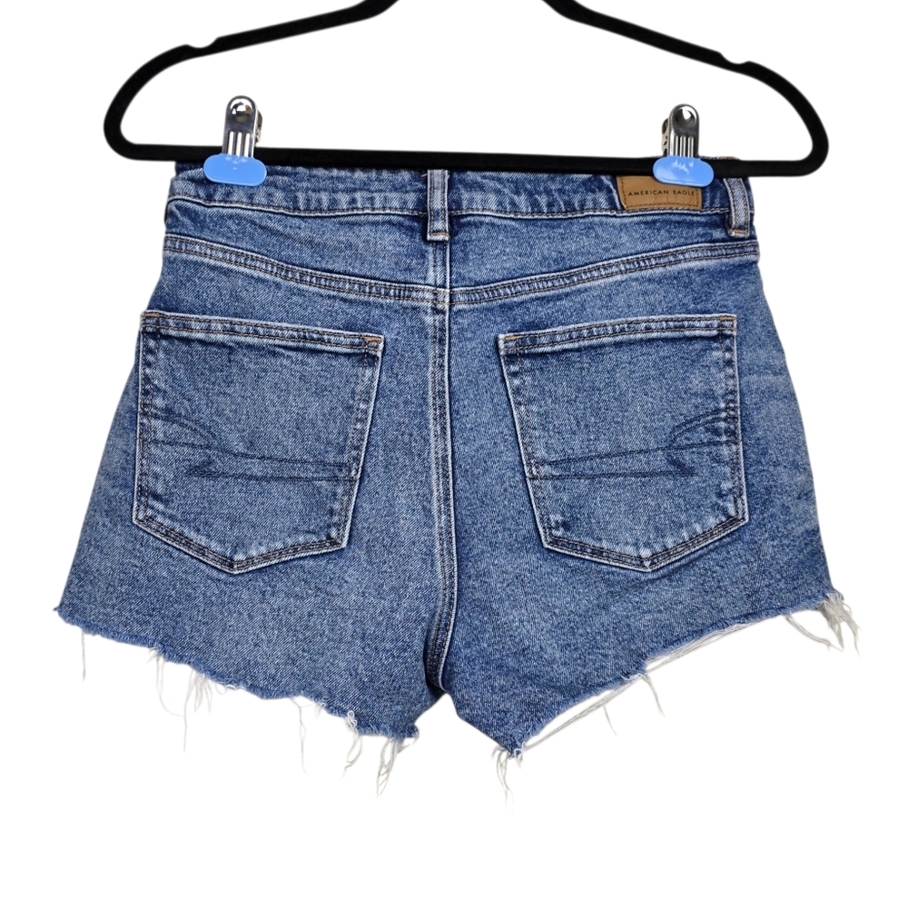 American Eagle Womens Blue Mom Short Distressed Denim Jean Shorts Size 4 - Picture 2 of 3